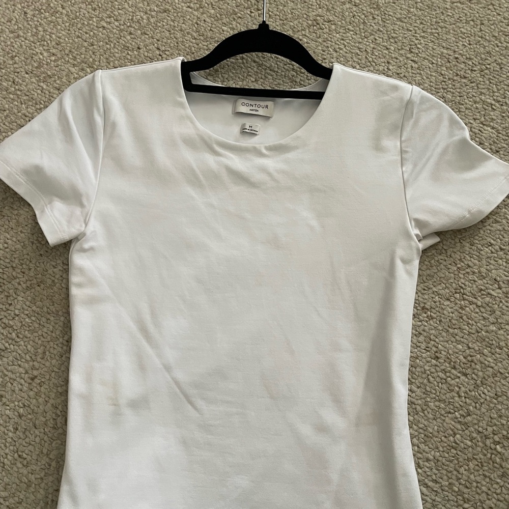 Aritzia White Short Sleeve Tee